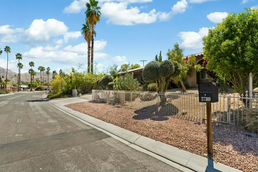 37369 Bankside Drive, Cathedral City, CA 92234 - #2