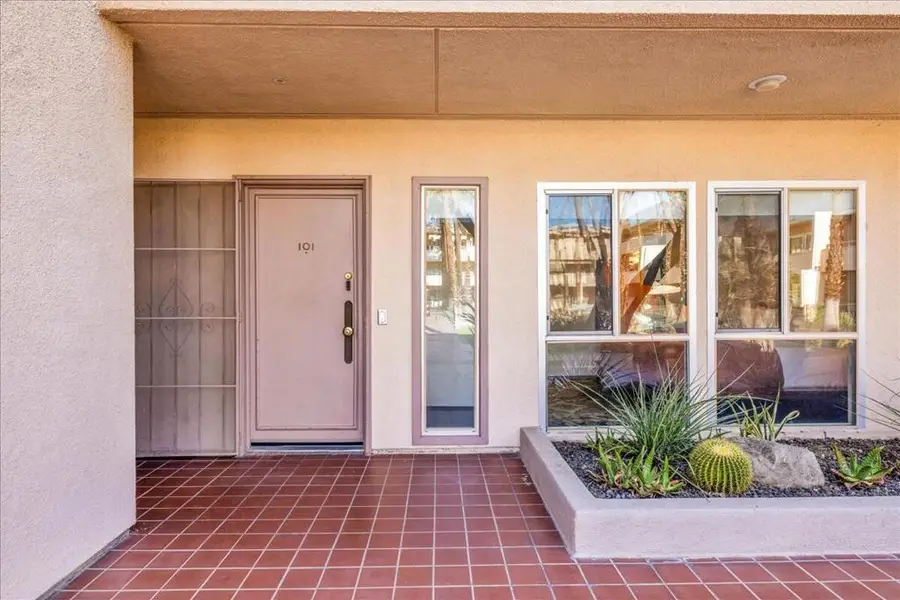 277 E Alejo Road #101, Palm Springs, CA 92262 - Image #3