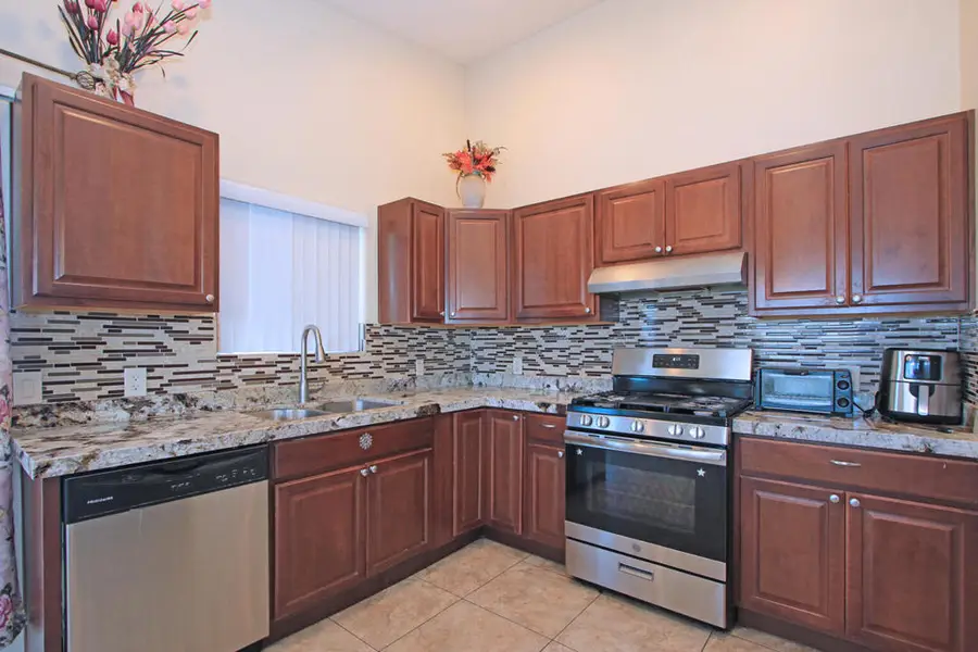 12925 Maui Way, Desert Hot Springs, CA 92240 - Image #3