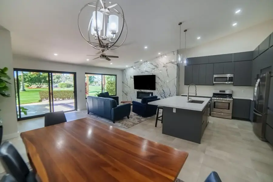 41457 Woodhaven Drive E, Palm Desert, CA 92211 - Image #2