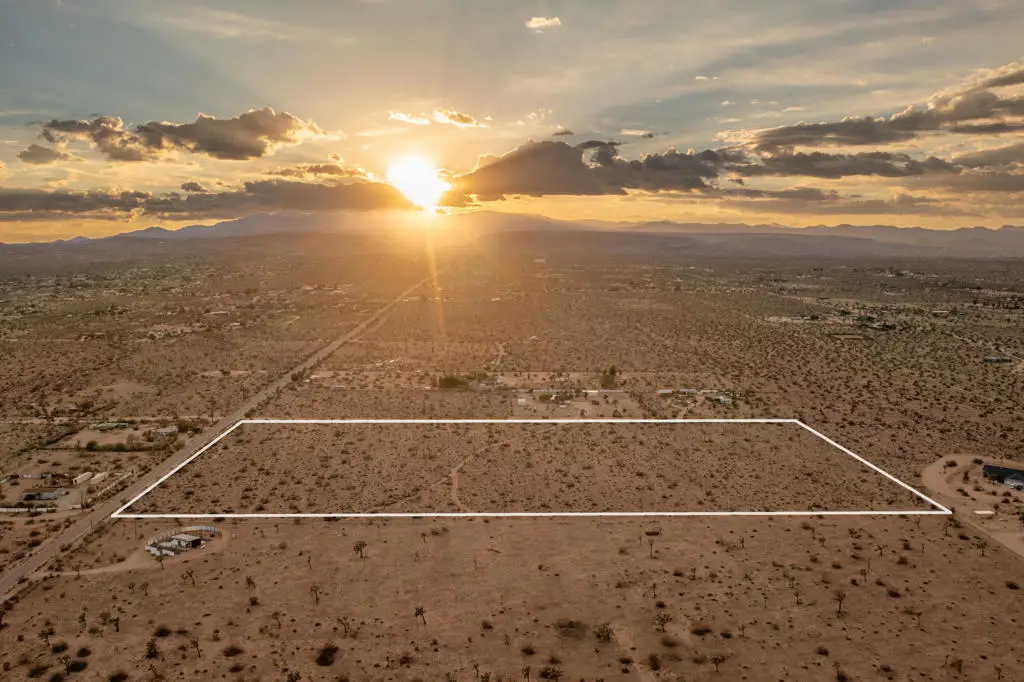 1 Aberdeen Drive, Yucca Valley, CA 92284 - Image #1