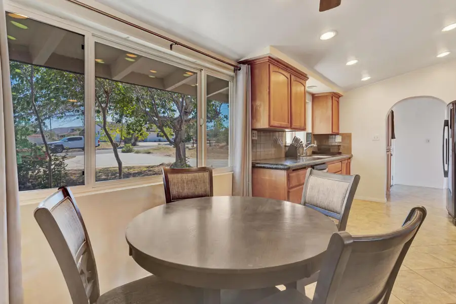 7504 Balsa Avenue, Yucca Valley, CA 92284 - Image #2