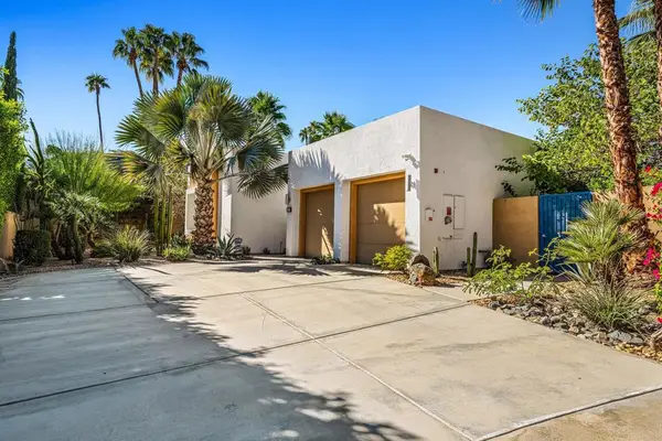 1911 Torchlight Lane, Palm Springs, CA 92264