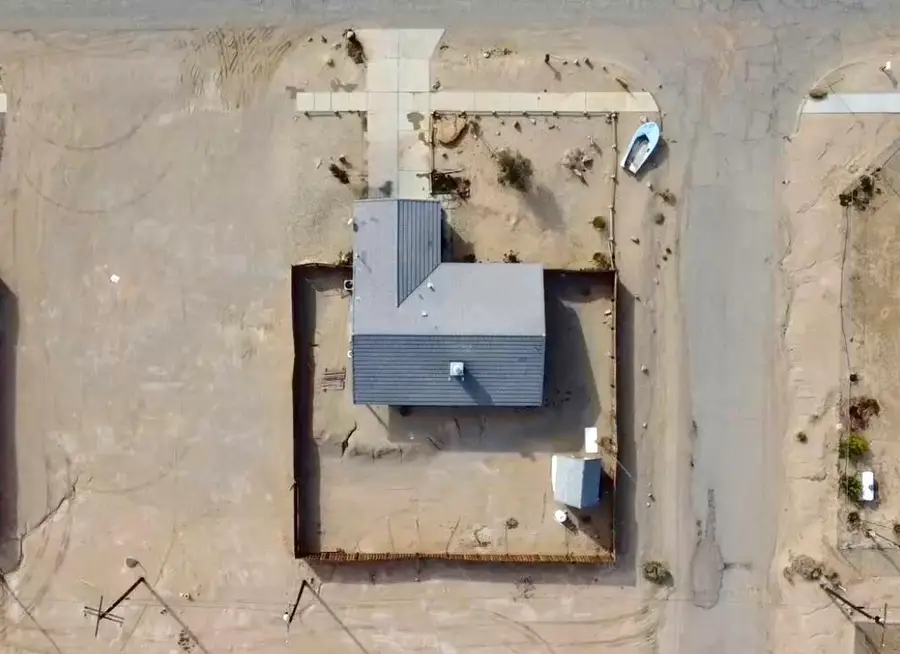 1934 Sunset Avenue, Thermal, CA 92274 - Image #2