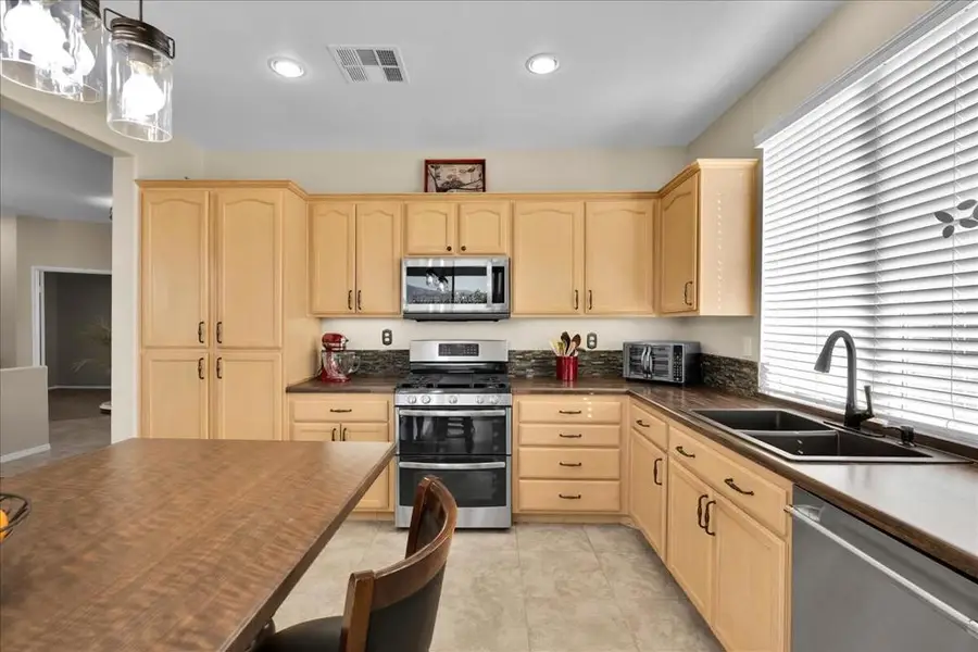 65565 Acoma Avenue #1, Desert Hot Springs, CA 92240 - #2