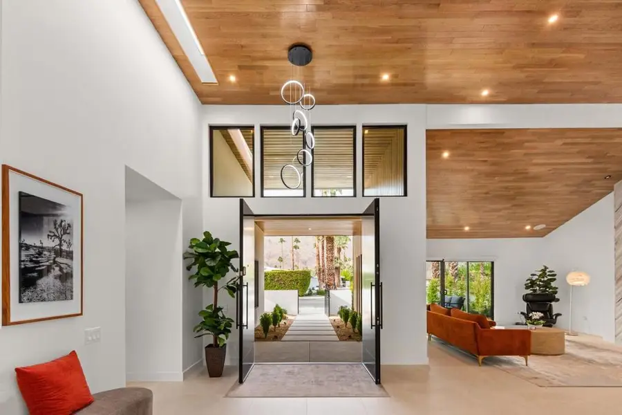 2040 S Chico Drive, Palm Springs, CA 92264 - Image #2