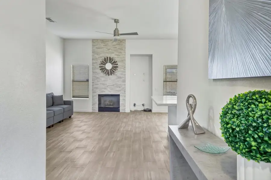 69572 Ridgeway Avenue, Cathedral City, CA 92234 - Image #3