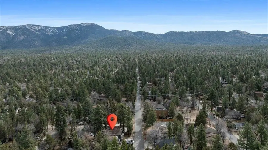 465 Wabash Lane, Sugarloaf, CA 92386 - Image #3