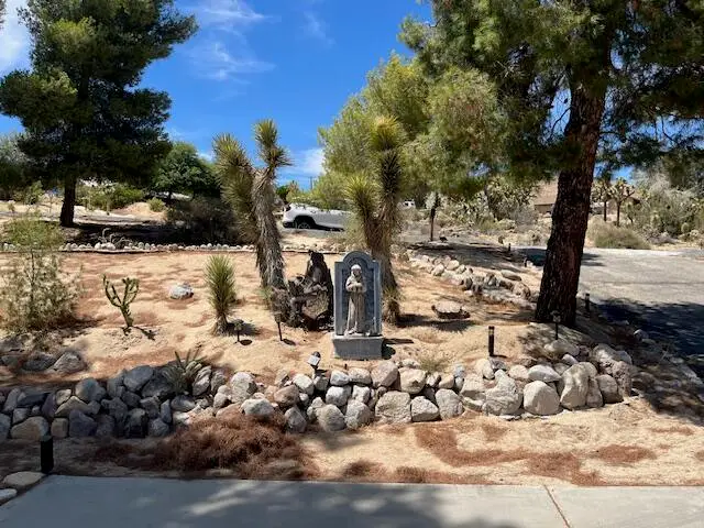 7674 Rockaway Avenue, Yucca Valley, CA 92284 - #2