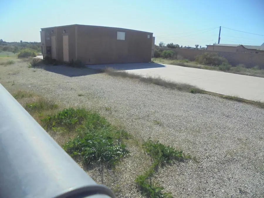 1502 14th Avenue, Blythe, CA 92225 - #3