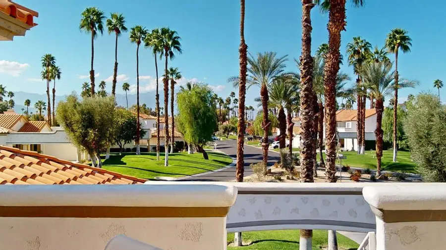 272 Vista Royale Circle E, Palm Desert, CA 92211 - #2