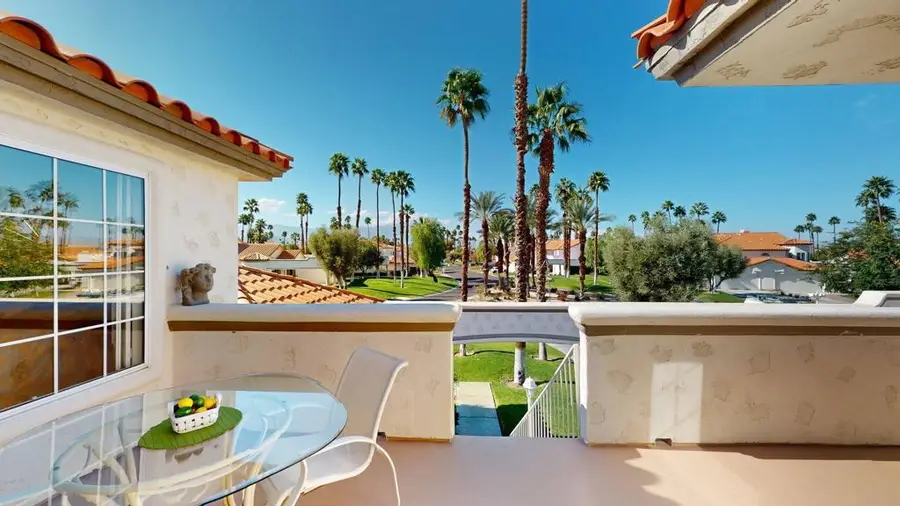 272 Vista Royale Circle E, Palm Desert, CA 92211 - #3