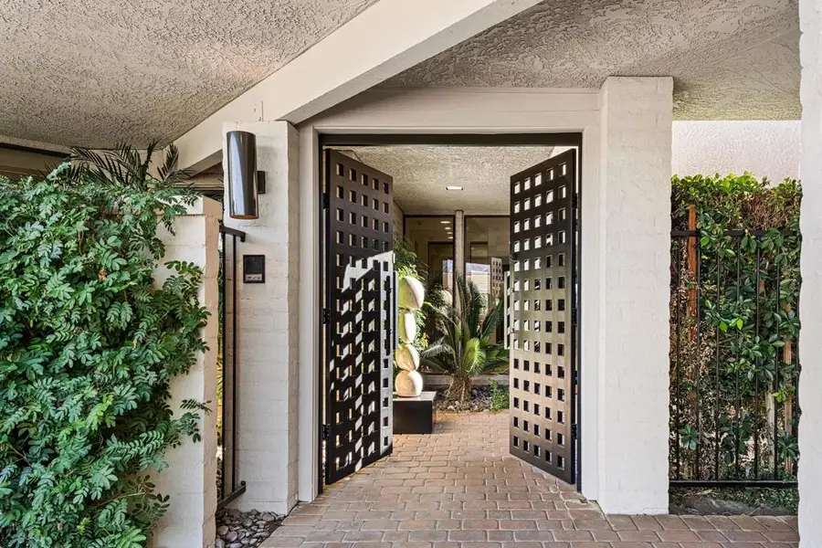 51 Mayfair Drive, Rancho Mirage, CA 92270 - #2