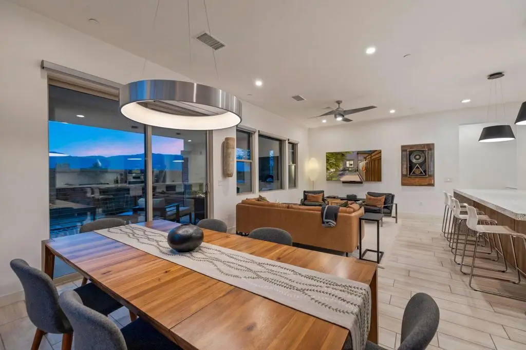 1401 Retreat Circle, Palm Desert, CA 92260 - #1