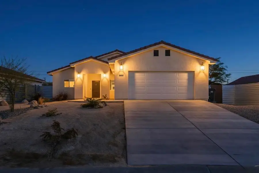 16094 Avenida Atezada, Desert Hot Springs, CA 92240 - #2