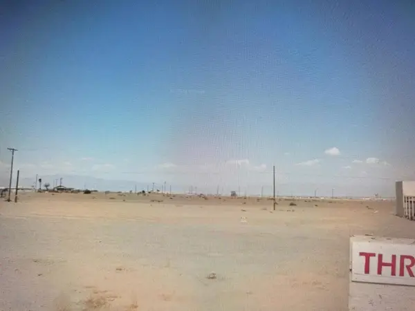 2072 Thomas R Cannell Road, Salton City, CA 92275