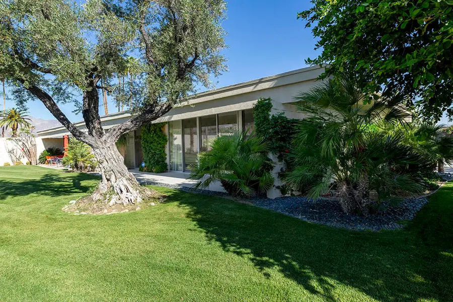 318 Desert Lakes Drive, Palm Springs, CA 92264 - #3