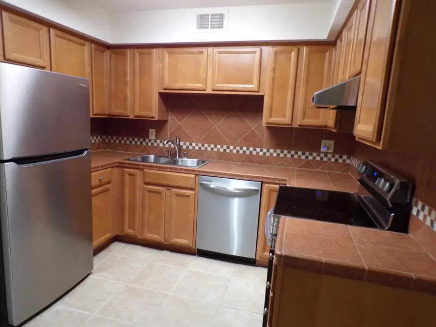 2901 Sunflower Circle E, Palm Springs, CA 92262 - #3