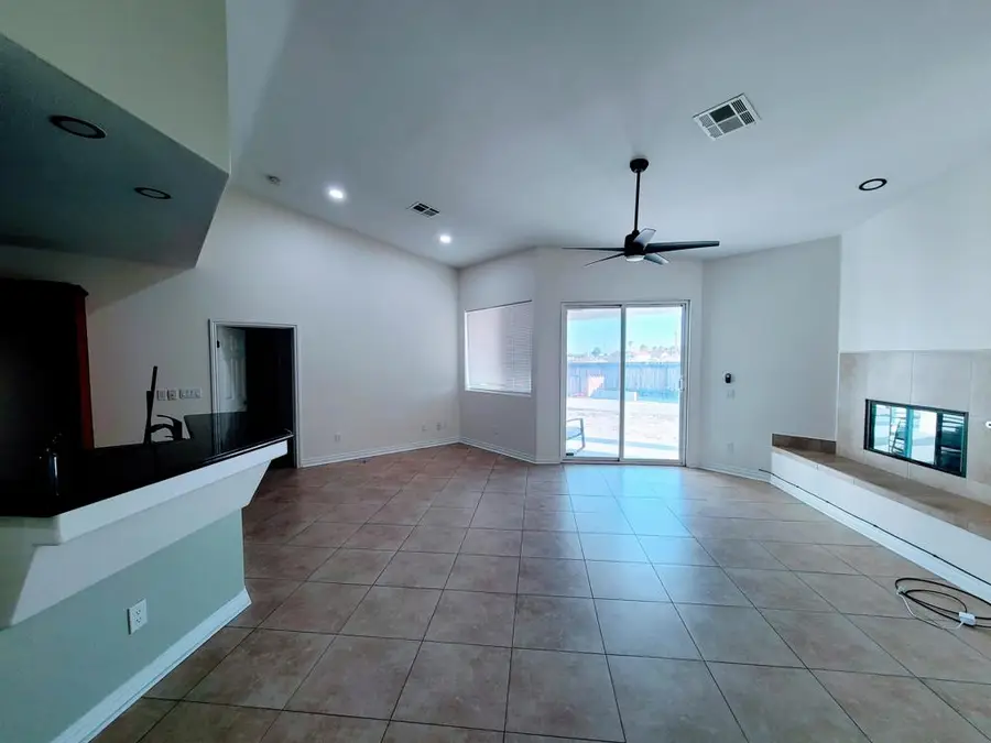 1569 Indian Ocean Avenue, Thermal, CA 92274 - #3