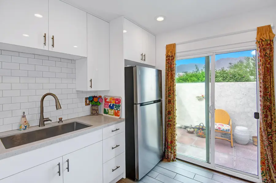 1527 Spyglass Plaza, Palm Springs, CA 92264 - #2