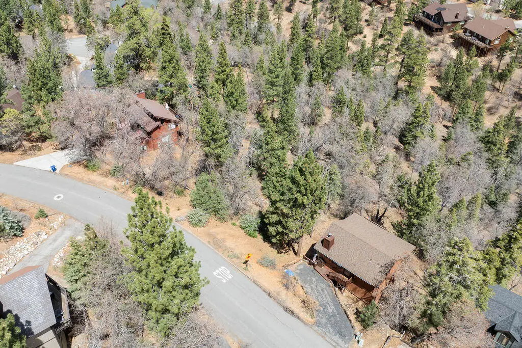 1530 Tuolumne Road, Big Bear City, CA 92314 - #1
