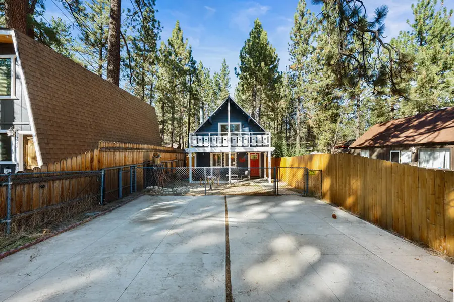 727 Elysian Boulevard, Big Bear City, CA 92314 - #2