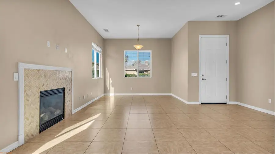 12454 Via Loreto, Desert Hot Springs, CA 92240 - #3