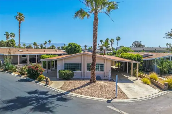 73450 Country Club Drive #18, Palm Desert, CA 92260
