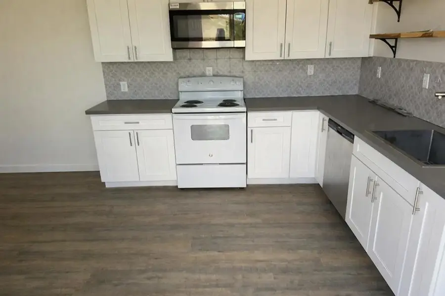 7402 Saladin Avenue, Twentynine Palms, CA 92277 - #3