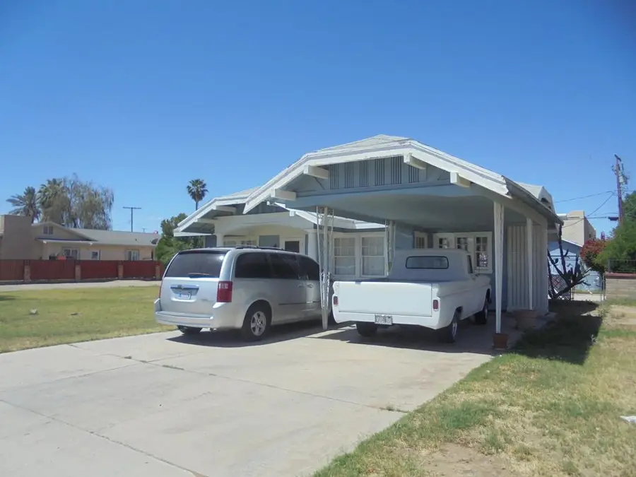 137 S Palm Drive, Blythe, CA 92225 - #3