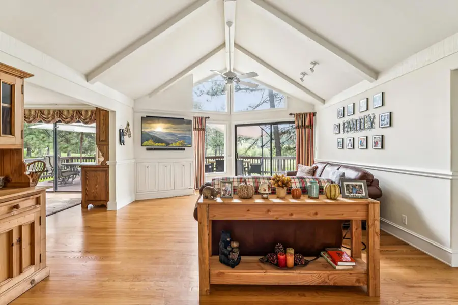 653 Brentwood Drive, Lake Arrowhead, CA 92352 - #2
