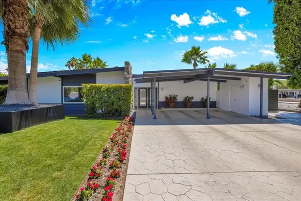 216 N Lyn Circle, Palm Springs, CA 92262