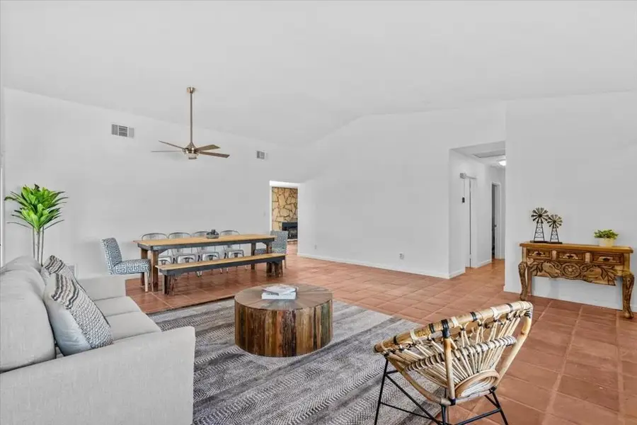 4374 Linda Lee Drive, Yucca Valley, CA 92284 - #2