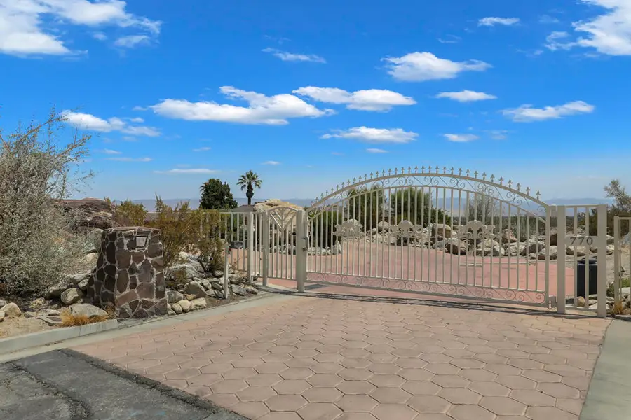 770 S La Mirada Road, Palm Springs, CA 92264 - #3