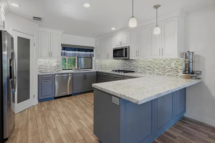 31 Camisa Lane, Palm Desert, CA 92260 - #3