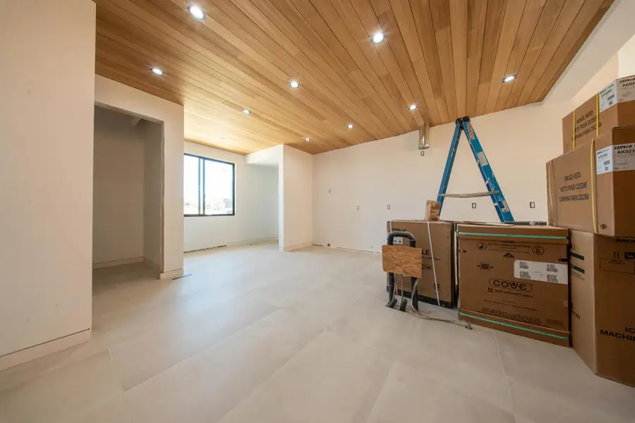 1133 W Dolores Court, Palm Springs, CA 92262 - #3