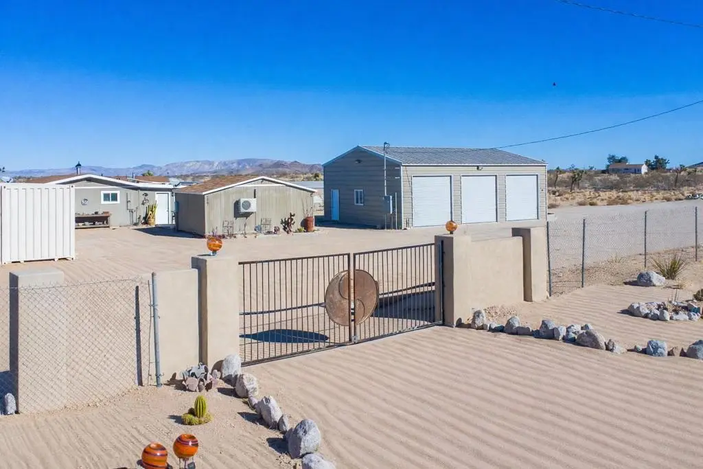 2467 Sand Drive, Landers, CA 92285 - #1