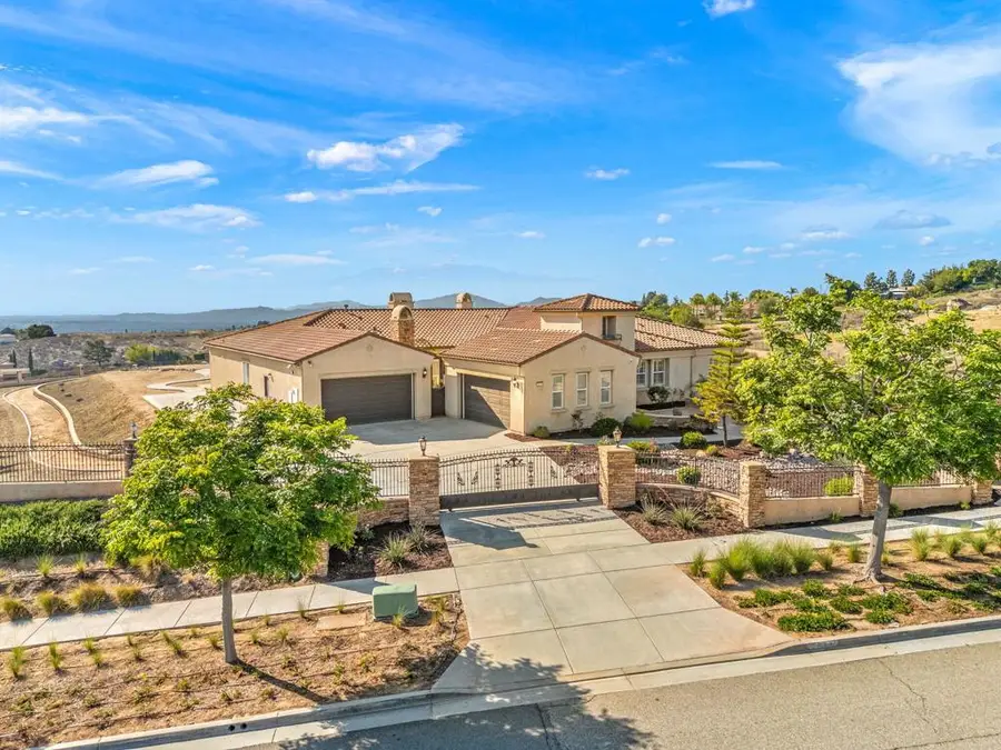 7641 Kingdom Drive, Riverside, CA 92506 - #3