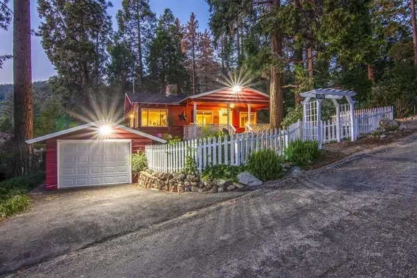 25005 Rim Rock Road, Idyllwild, CA 92549