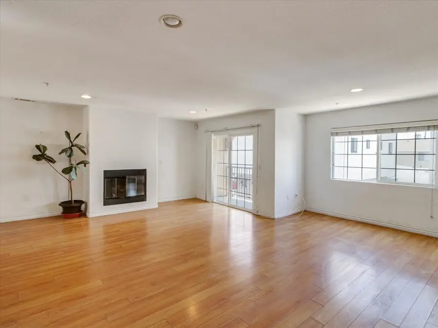 1617 W 208th Street Street #2, Torrance, CA 90501 - #2