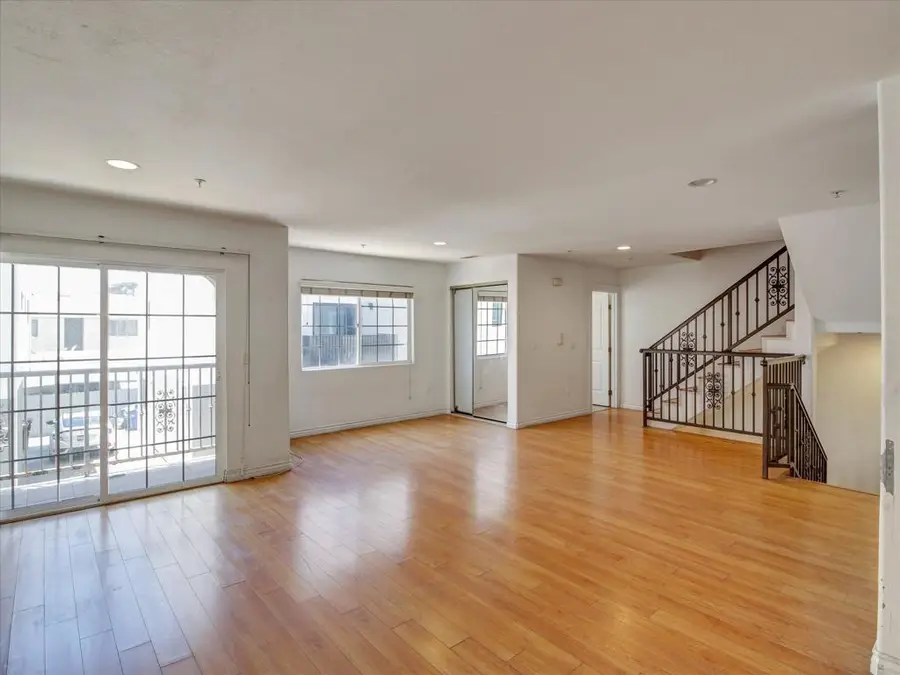 1617 W 208th Street Street #2, Torrance, CA 90501 - #3