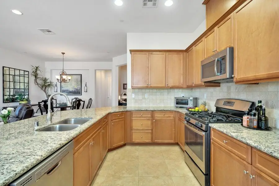 2411 Via Calderia #2411, Palm Desert, CA 92260 - #2
