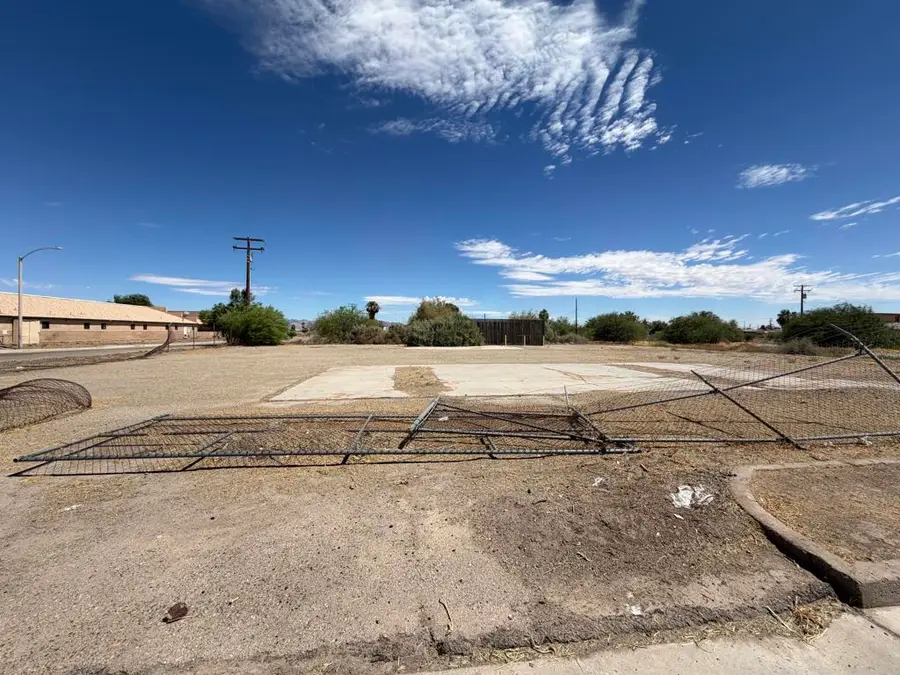 9162 Hobsonway, Blythe, CA 92225 - #2