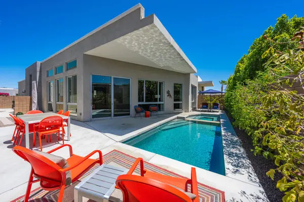 4270 Amber Lane, Palm Springs, CA 92262