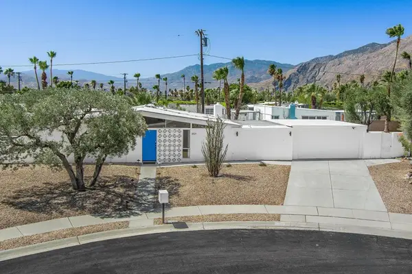 859 E Grace Circle, Palm Springs, CA 92262