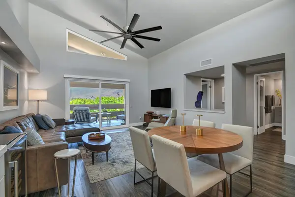 255 S Avenida Caballeros #320, Palm Springs, CA 92262