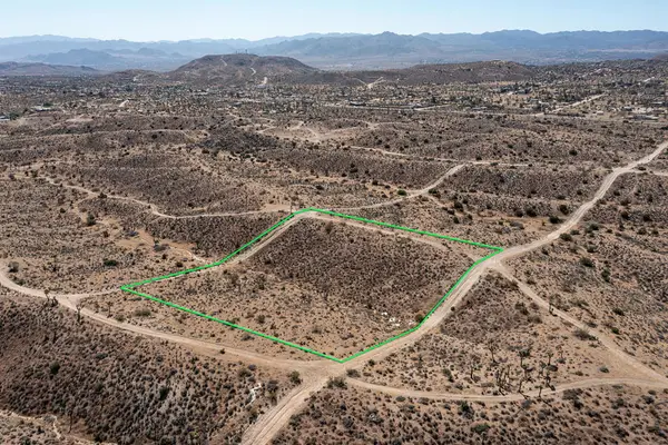 133 Elata Avenue, Yucca Valley, CA 92284