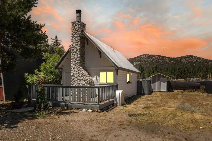 927 W Fairway Boulevard, Big Bear City, CA 92314 - #2