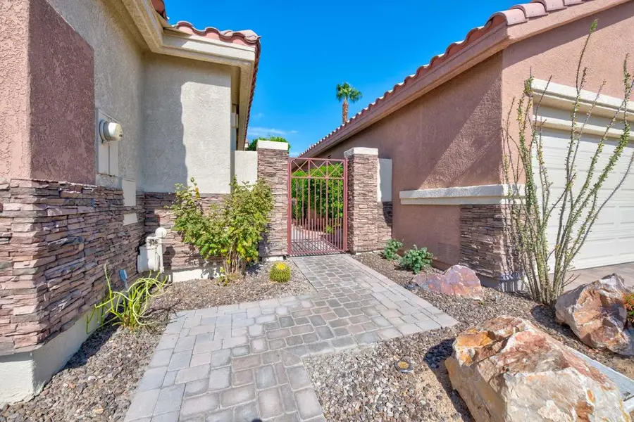 42725 Turqueries Avenue, Palm Desert, CA 92211 - #3
