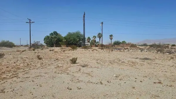 2397 Fullerton Avenue, Thermal, CA 92274